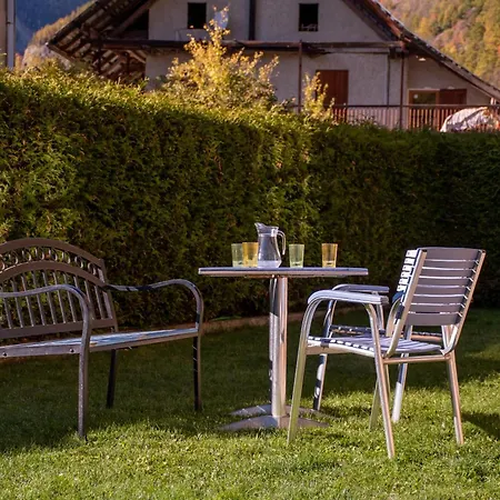 Escapadelia - Locations Pour Les Sportifs Et Amoureux De La Nature Pelvoux Chambre photo